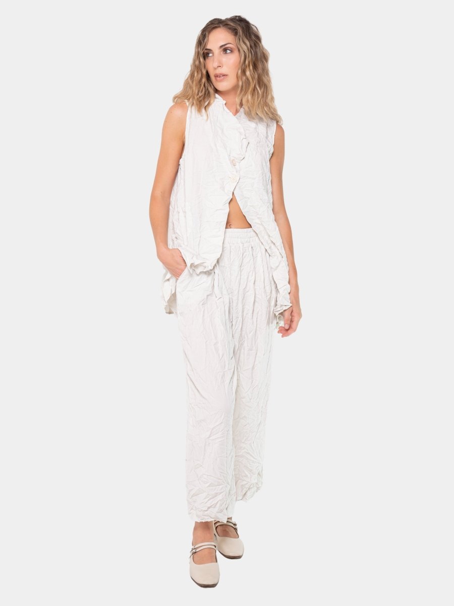 Crinkled Sleeveless Button Up